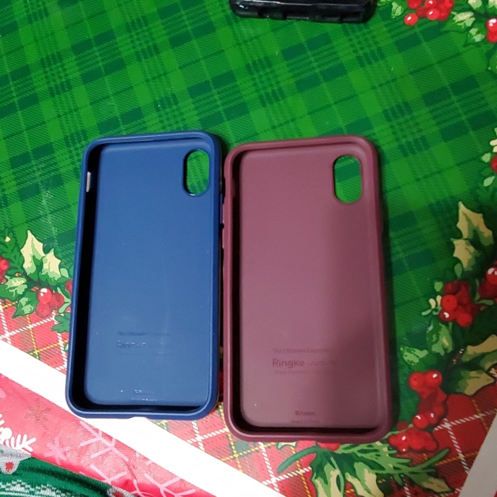 📱2 iPhone X phone cases📱